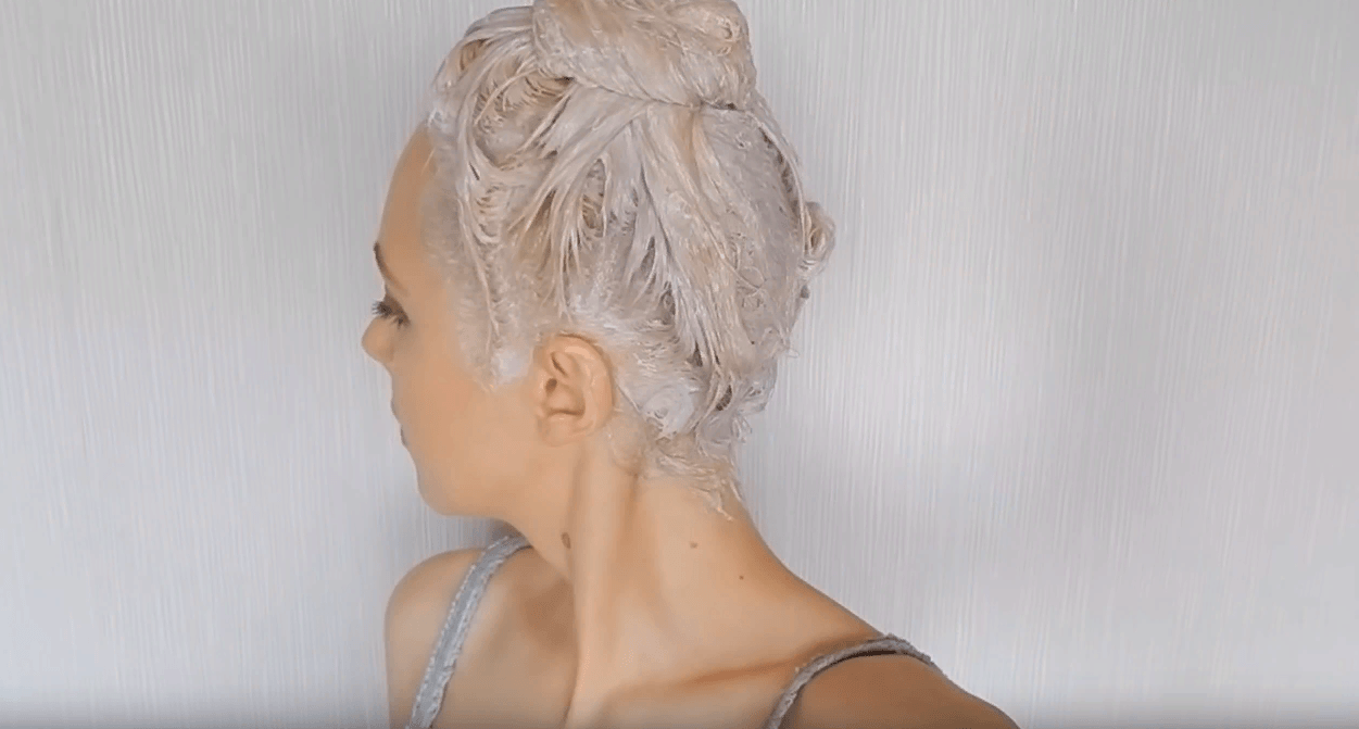Окрашивание волос в блонд в домашних условиях - Пошаговая инструкция